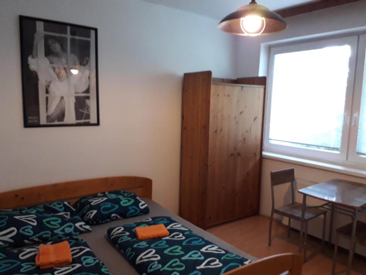 Apartman Na Jizni Olmütz Exterior foto